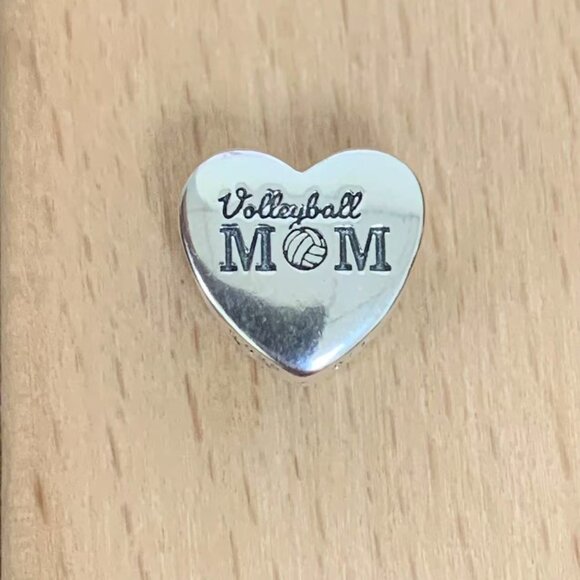 Pandora Jewelry - Pandora Volleyball Mom Exclusive Travel Heart Charm Penda, S925 Silver Bracelets